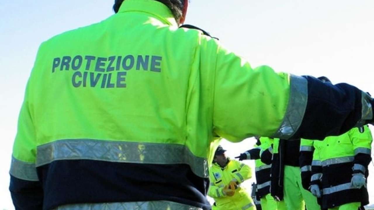 Volontario della Protezione civile