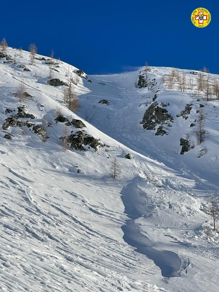Valanga in valle Maira