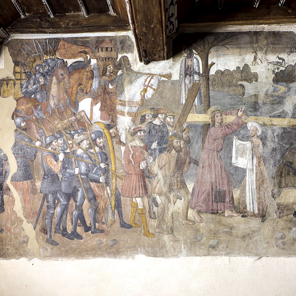l’interno della Chiesa della Confraternita di San Francesco a Santa Vittoria d’Alba;
