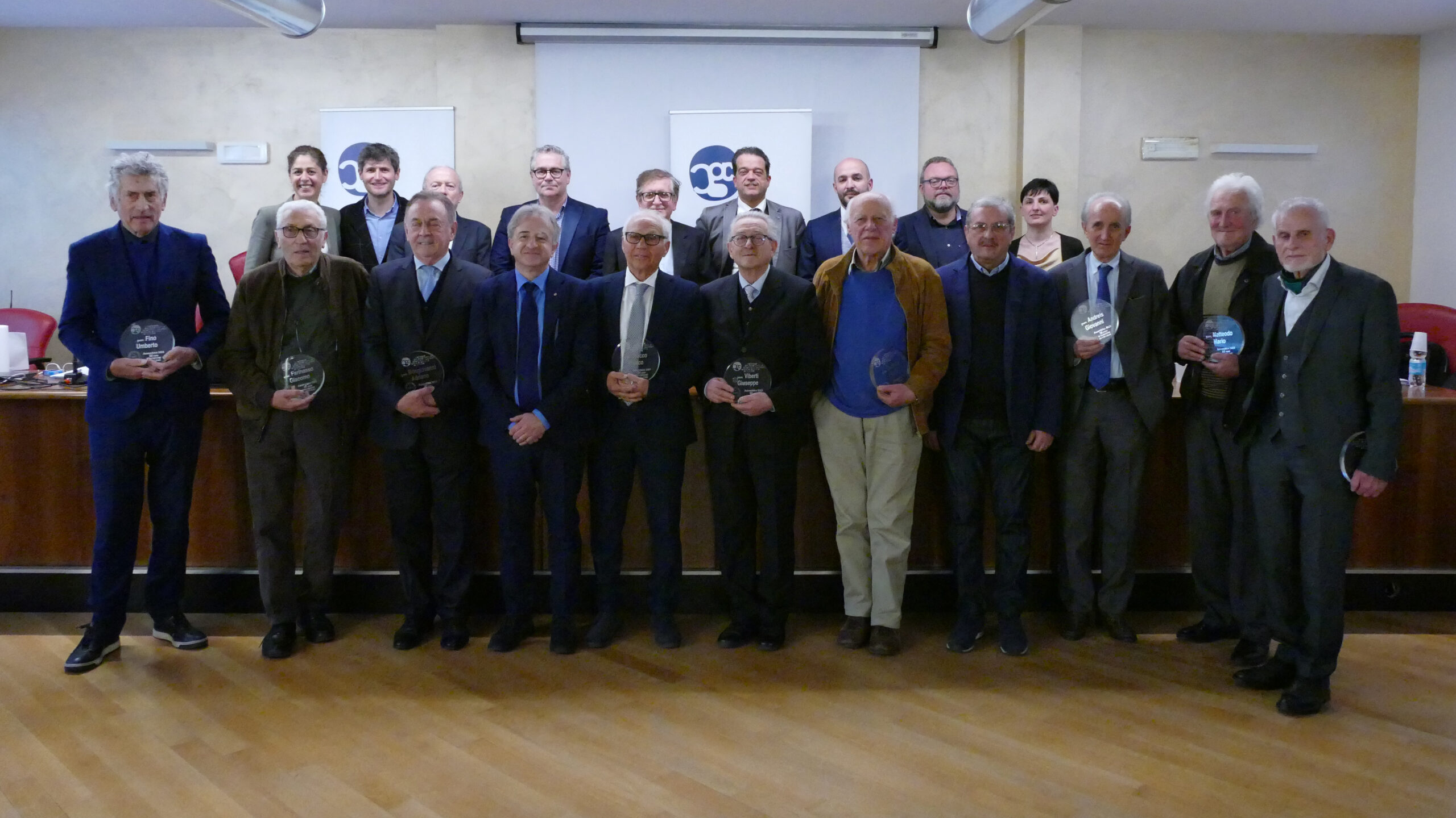 Geometri premiati per i 50 anni di iscrizione all'Albo