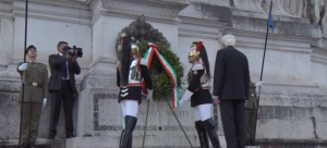 Sergio Mattarella all'Altare della Patria