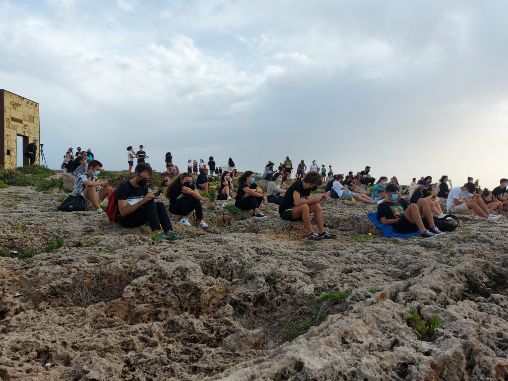 giovani a Lampedusa