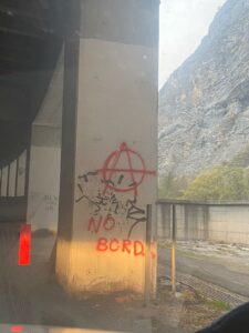 Scritte contro il 41 bis in Valle Stura