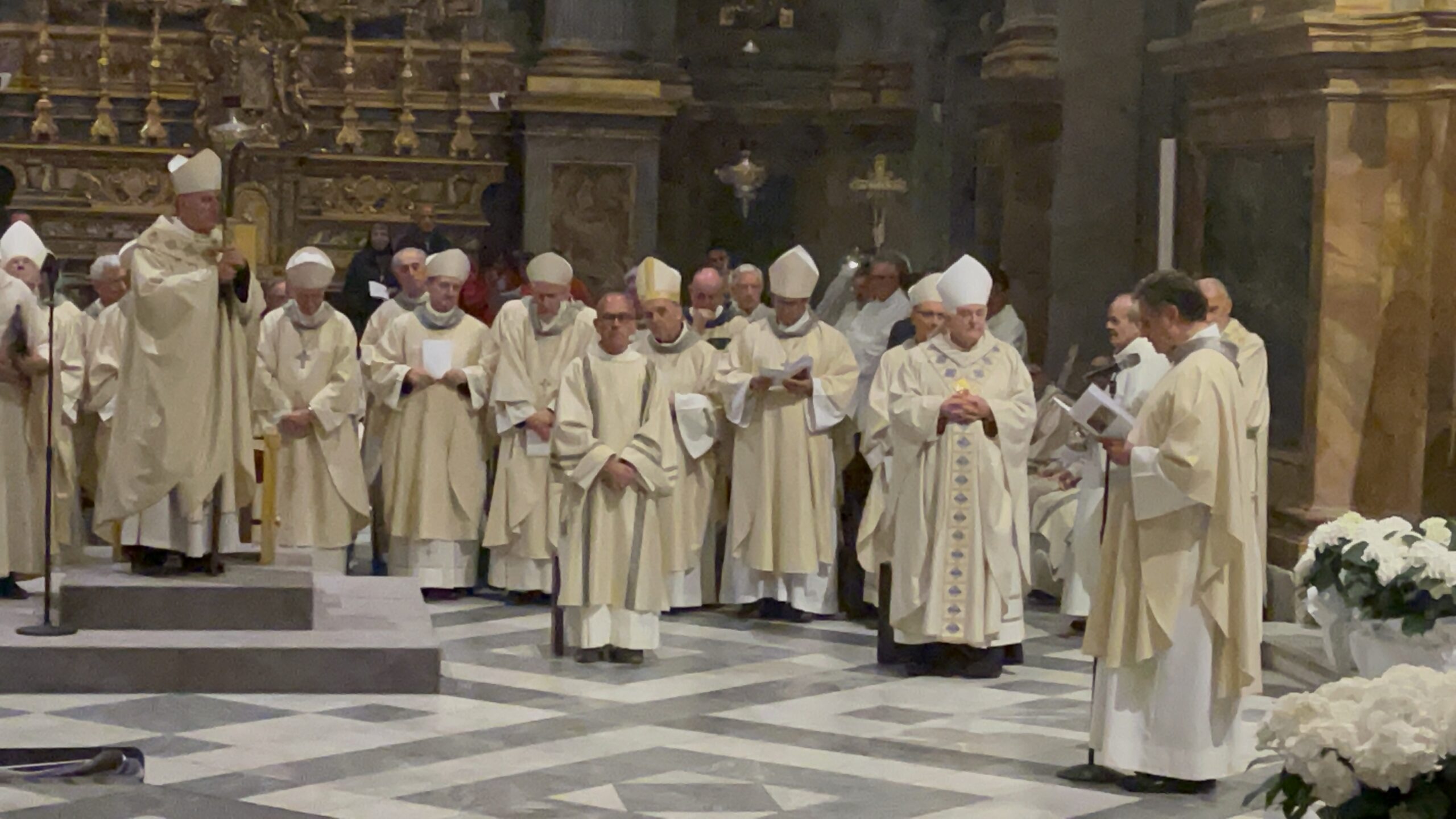 Sacerdoti Cuneo Fossano Cattedrale Fossano