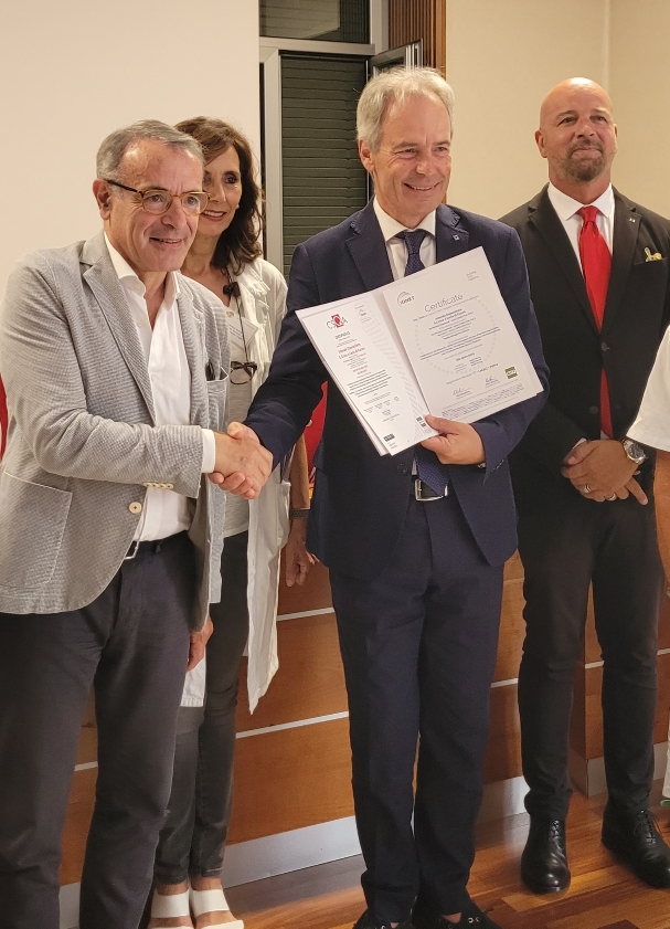 Consegna certificazioni Uni al Santa Croce e Carle