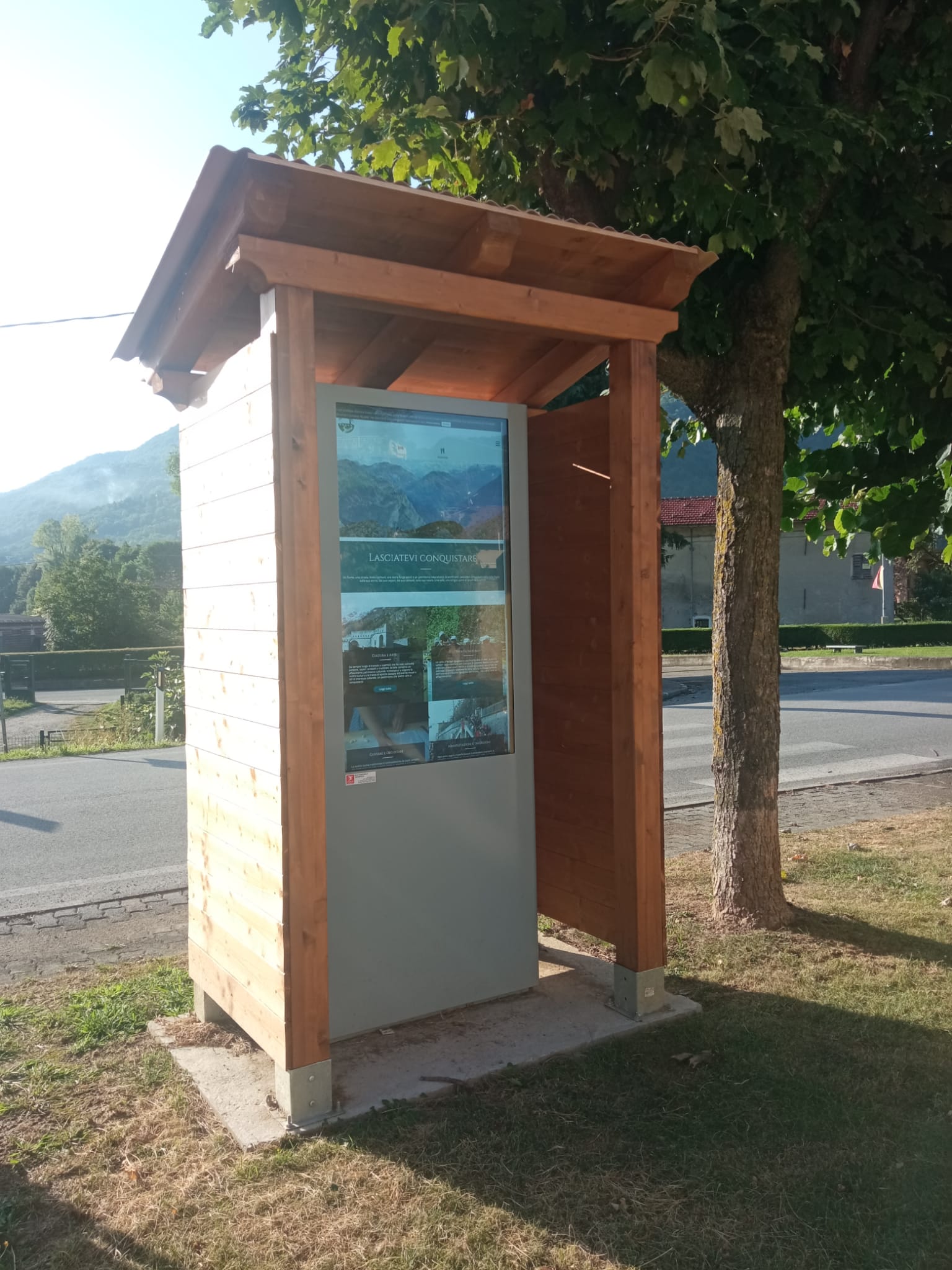 Totem installati lungo La Routo
