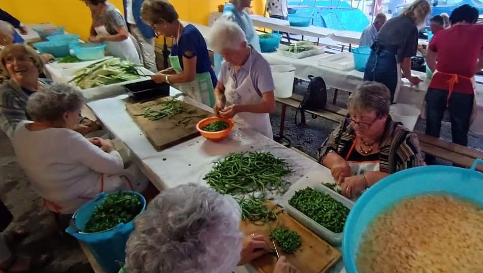 Boves, preparazione cena del Ricetto