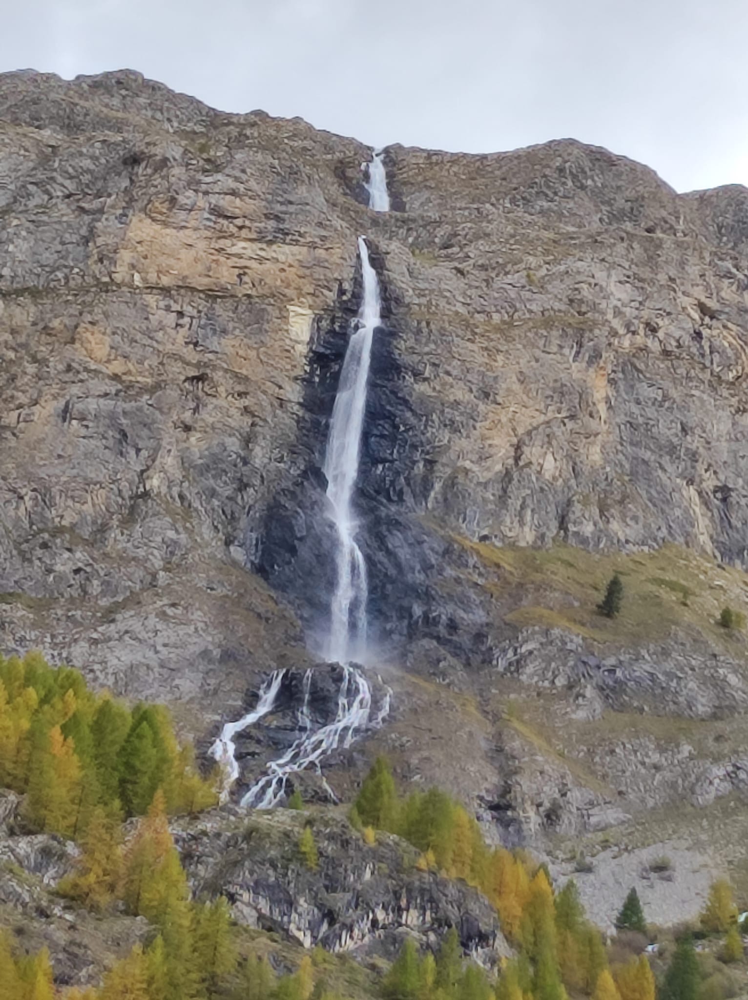 Cascate di Stroppia in alta valle Maira 29 ott 23(foto Imelda Bernardi)