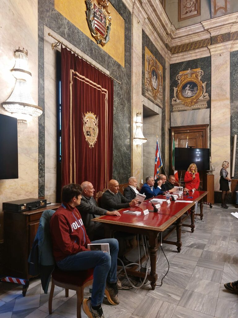 La rimpatriata presentazione 3