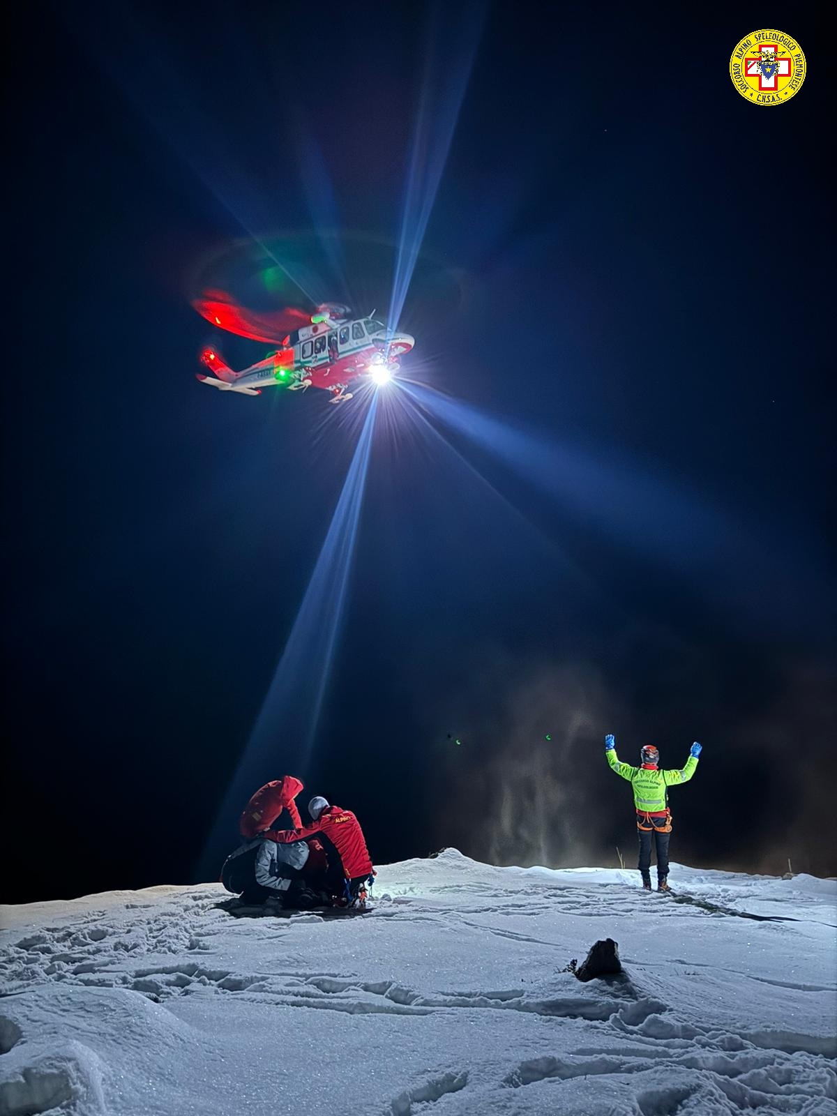 Soccorso Alpino - escursionisti bloccati sulla bisalta