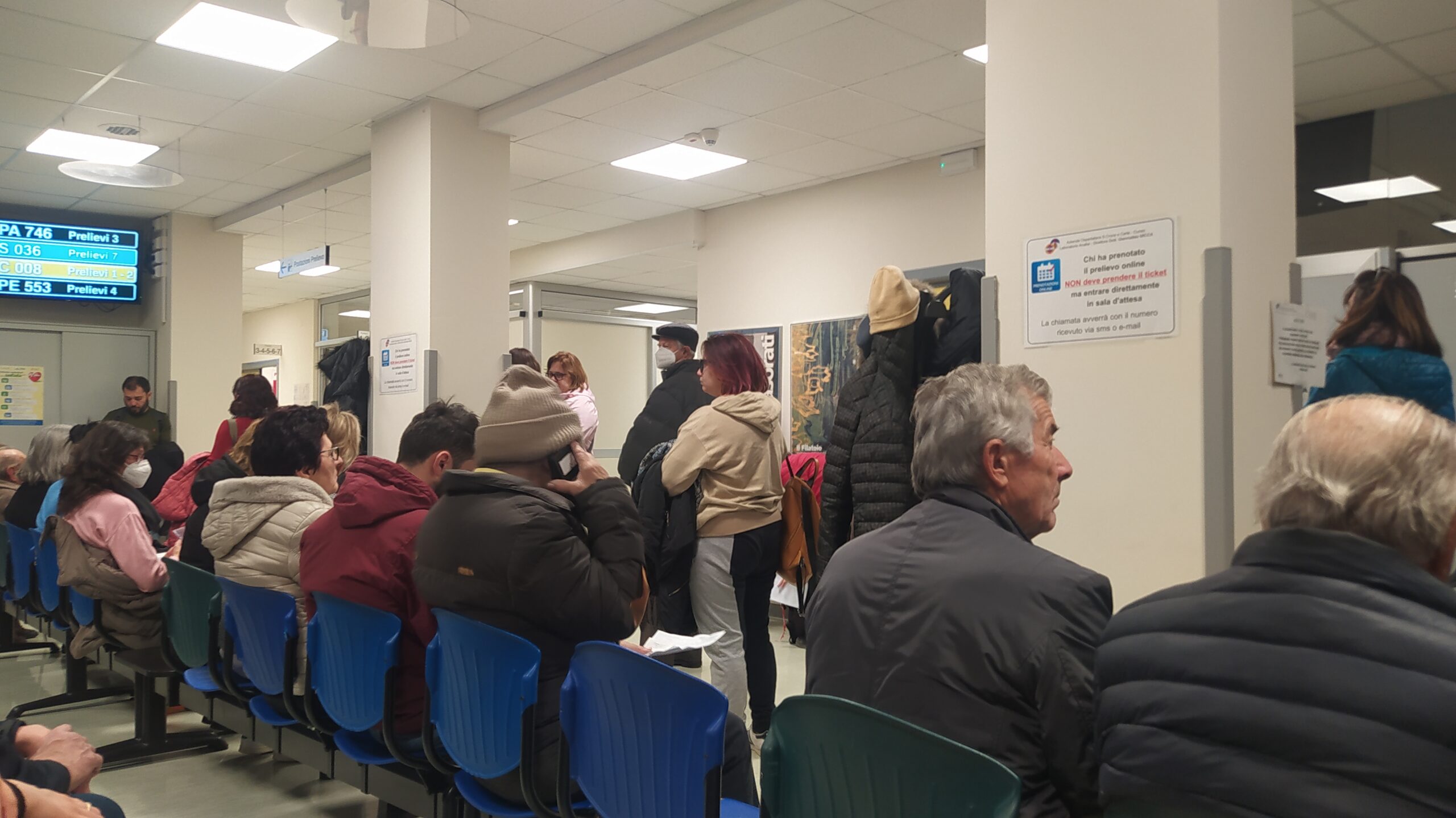 Code al centro prelievi di via Carlo Boggio