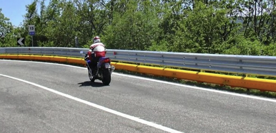 dispositivo salva motociclisti