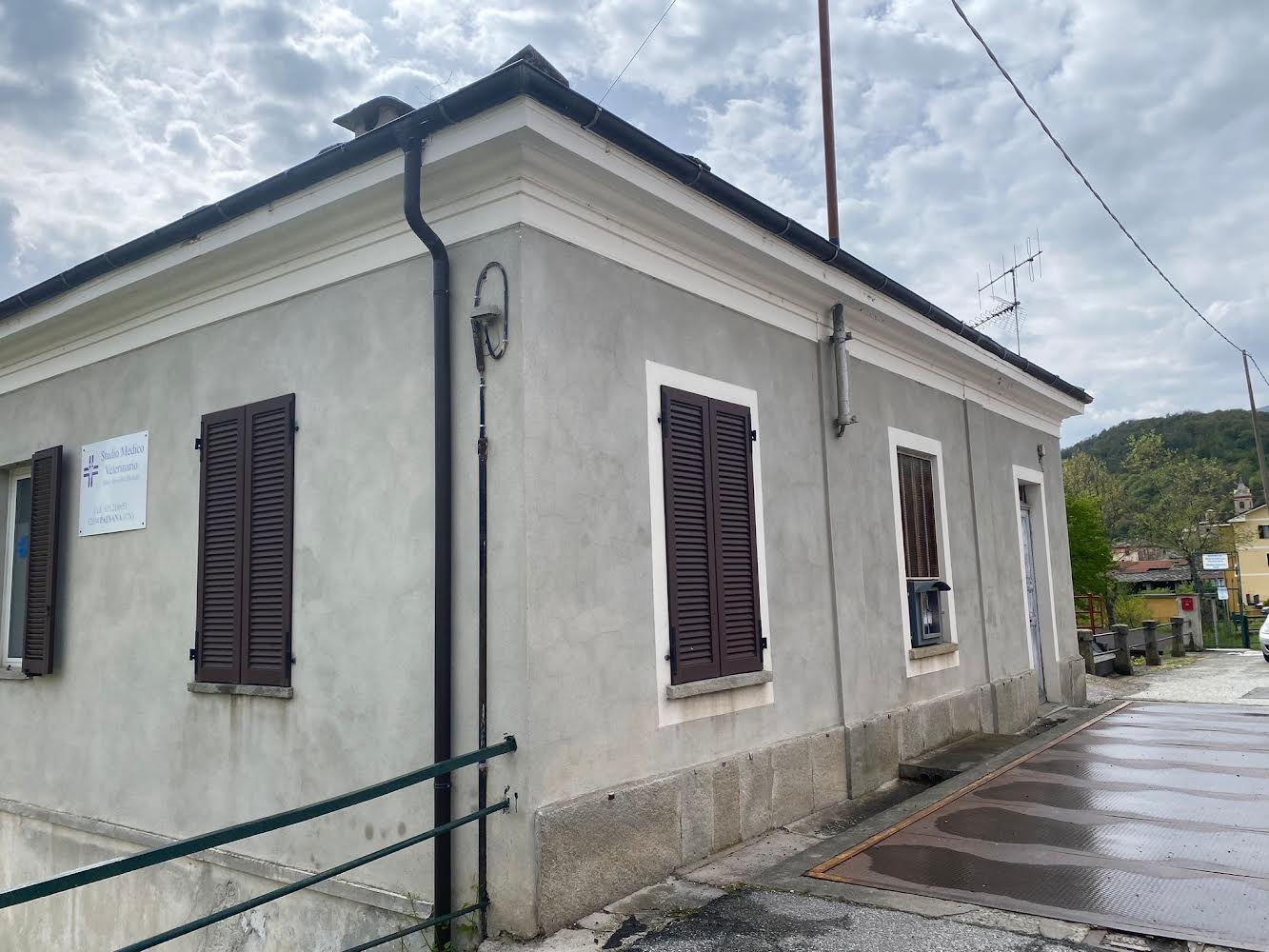 Paesana - Stabile in via Roma 69