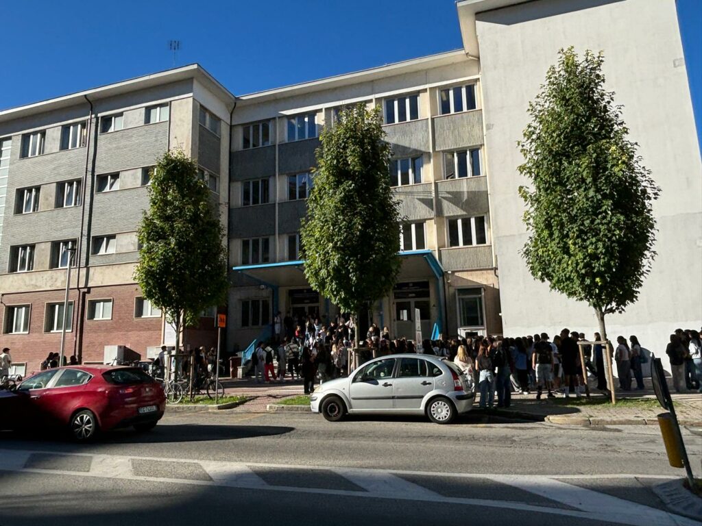 Inizio scuole De Amicis
