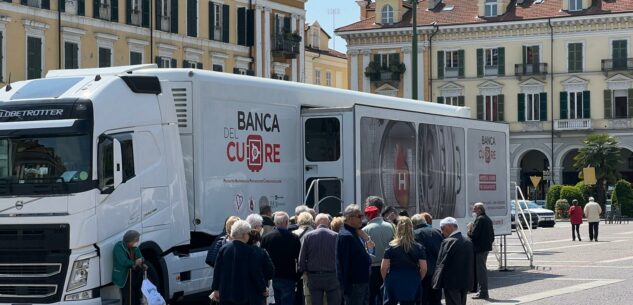 Jumbo Truck Banca del cuore a Cuneo