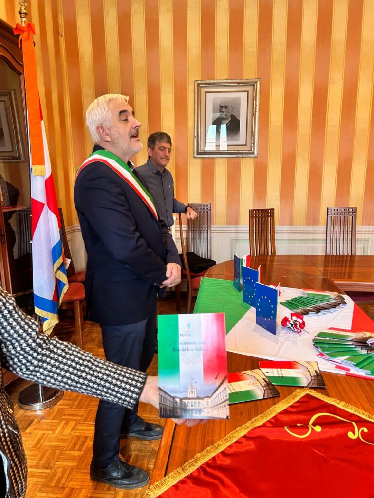 Peveragno Costituzione consegna diciottenni sito