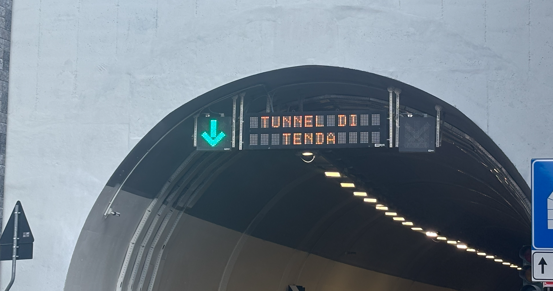 Ingresso tunnel di Tenda