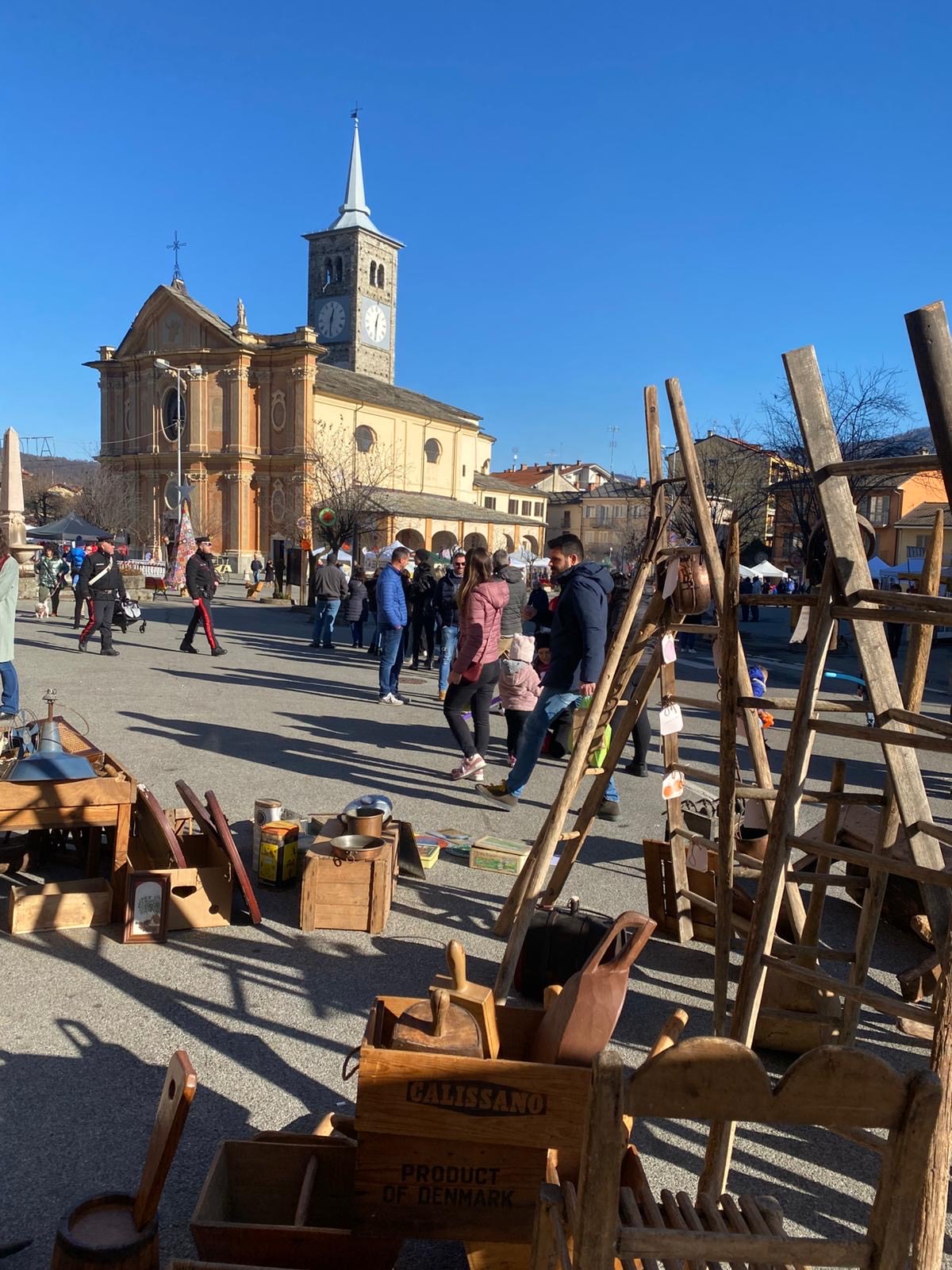 Paesana, mercatino