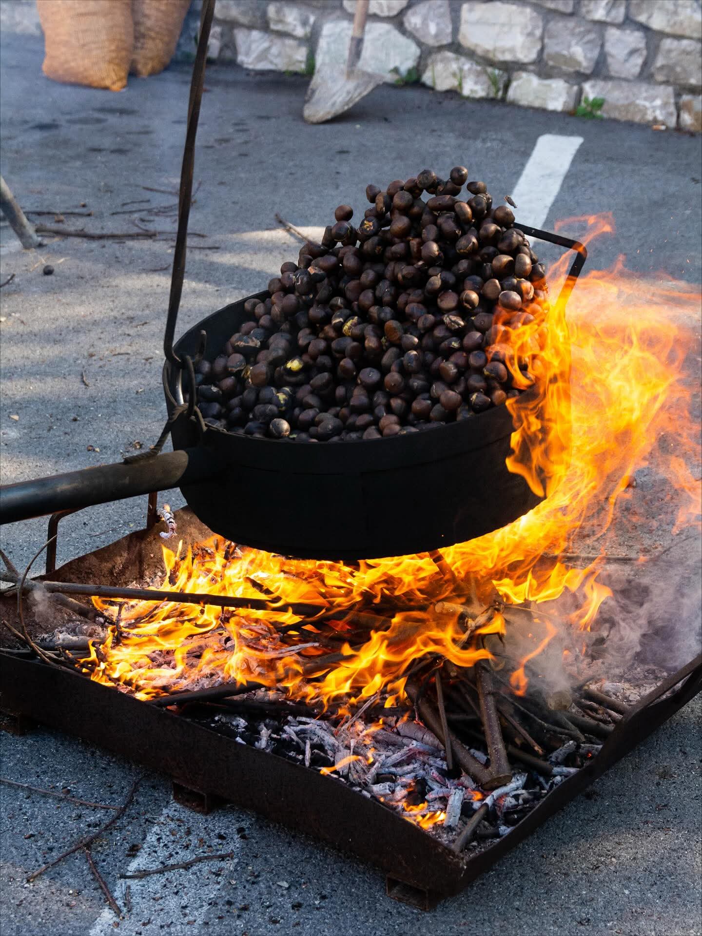 Castagnata a Frabosa Soprana per "Castagne e Coltelli"