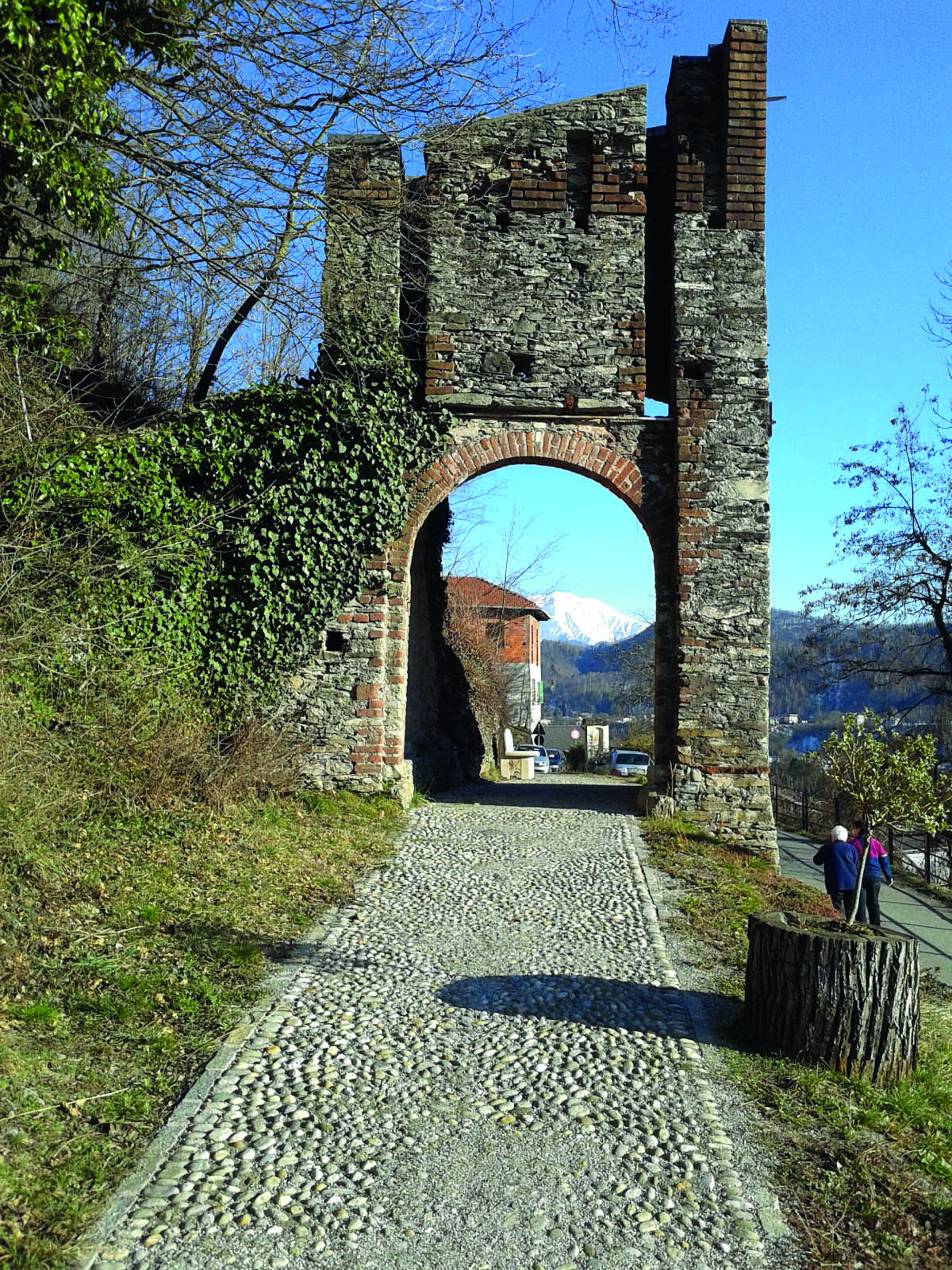 Roccasparvera - Porta Bolleris